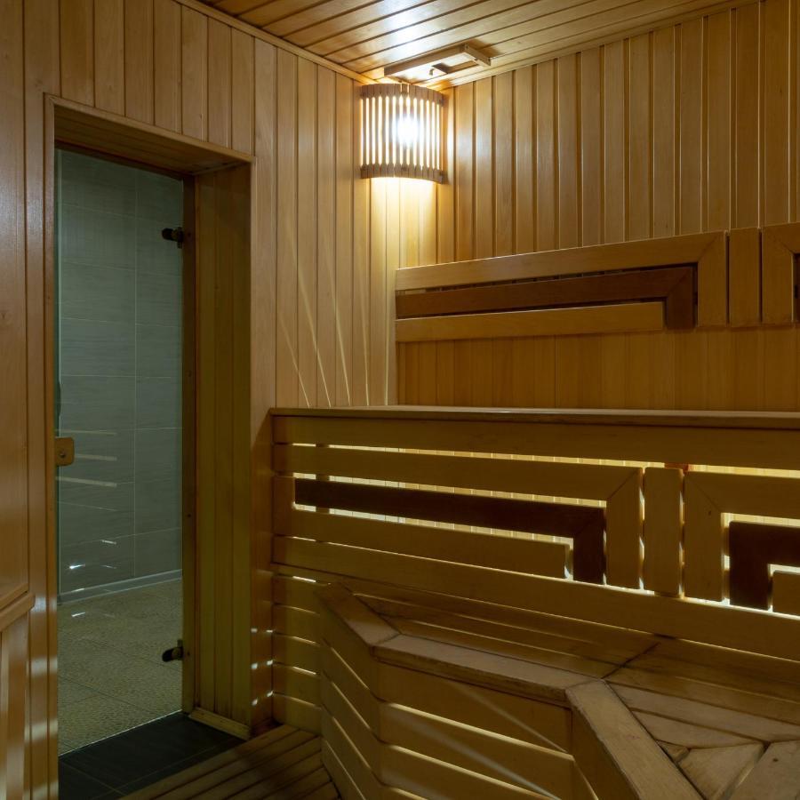 Park House Hotel Barmashino Bagian luar foto