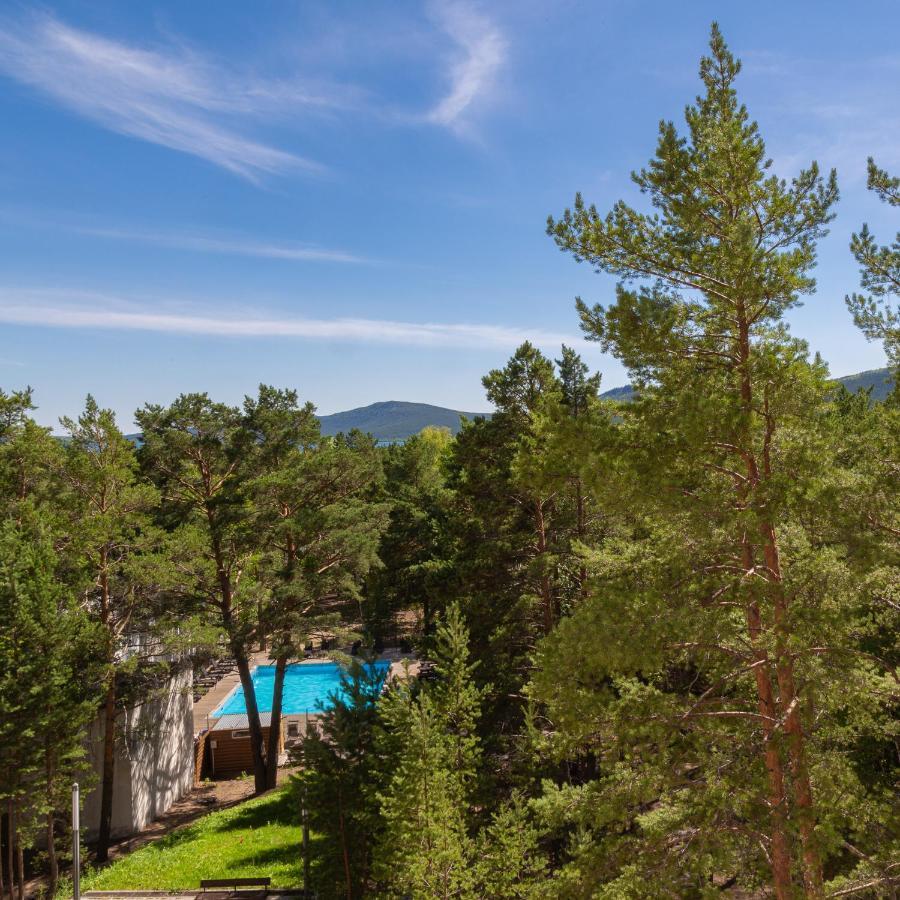 Park House Hotel Barmashino Bagian luar foto